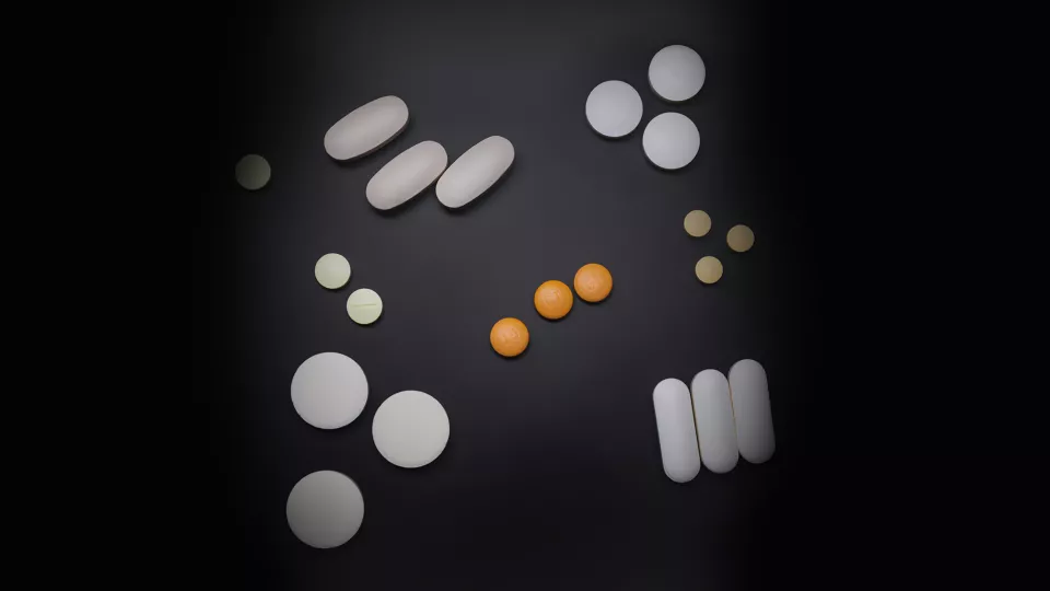 Foto av olika tabletter.