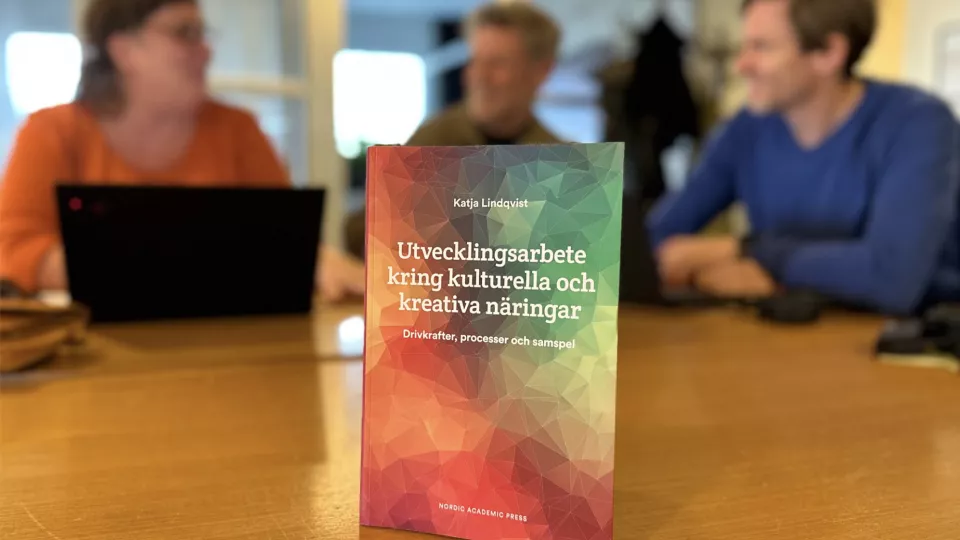 Foto på Katja Lindqvists bok.